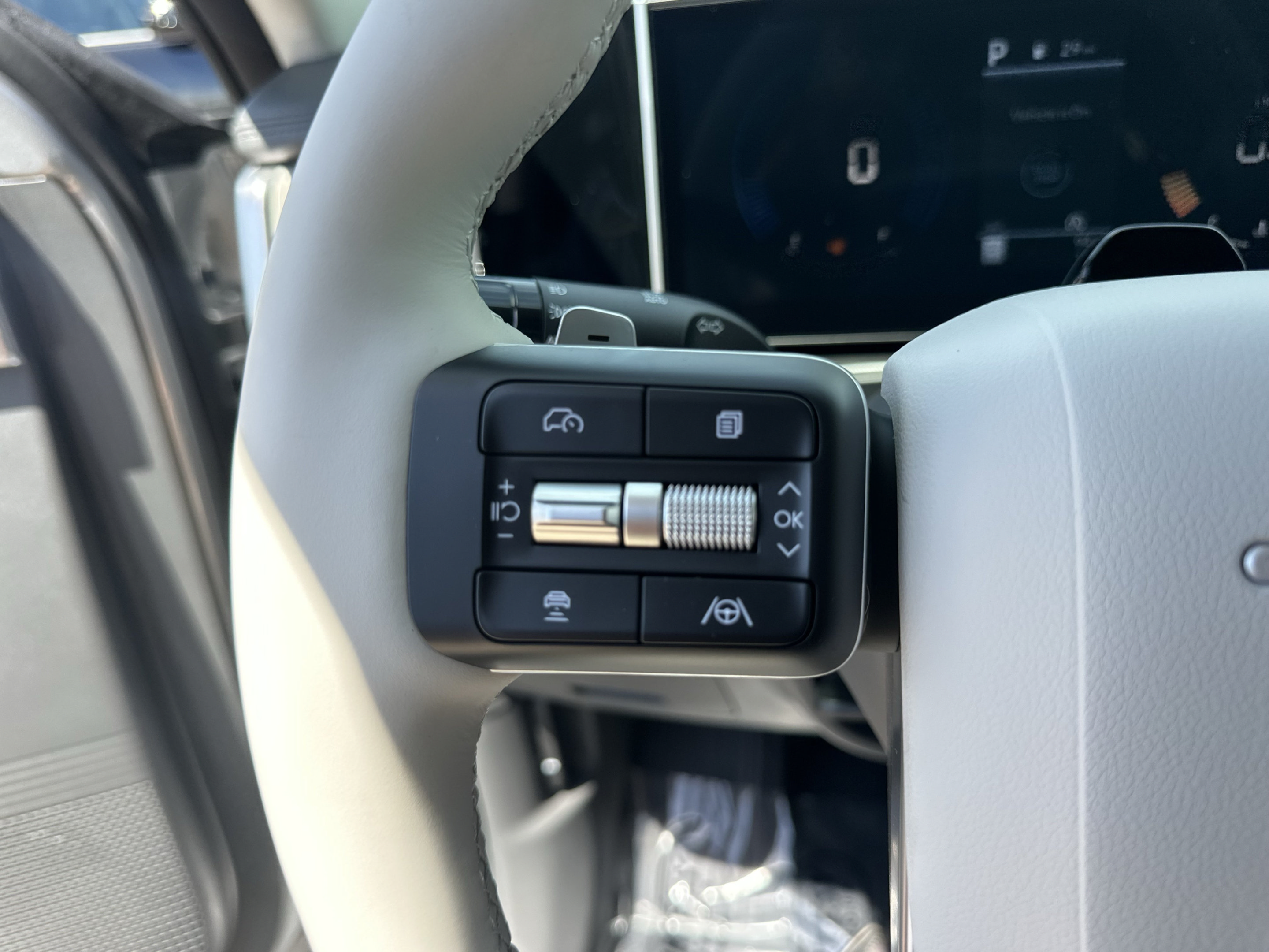 New 2027 Hyundai Santa Fe SEL FWD image 28