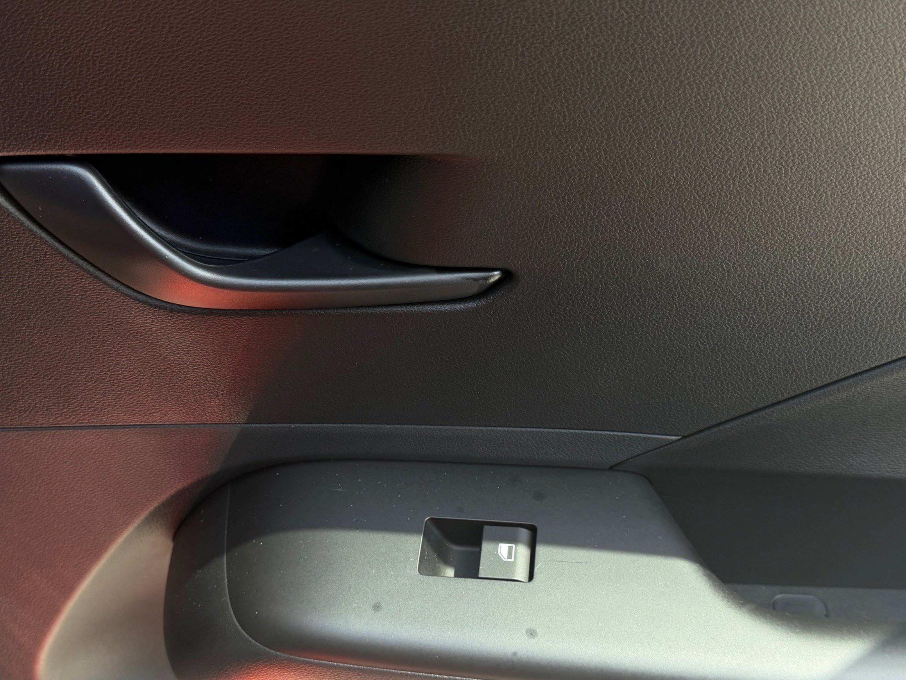 Used 2025 Hyundai Kona SEL FWD image 10