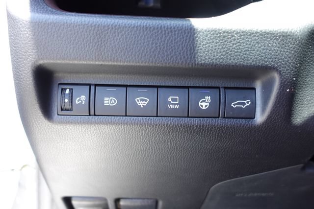 Certified 2022 Toyota RAV4 Limited FWD image 20