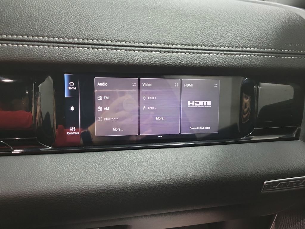 Used 2025 RAM 1500 Laramie w/ Night Edition image 8