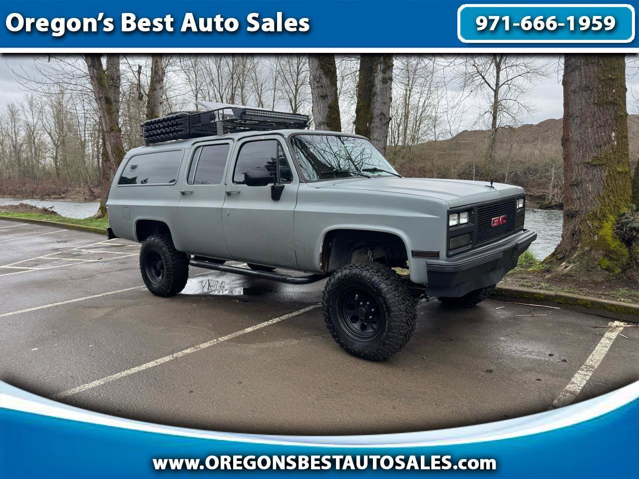 Used 1989 GMC Suburban 4WD image 1