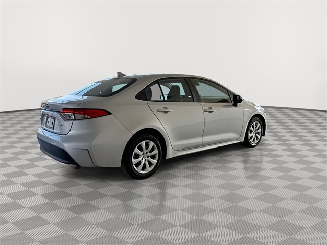 Used 2023 Toyota Corolla LE image 12