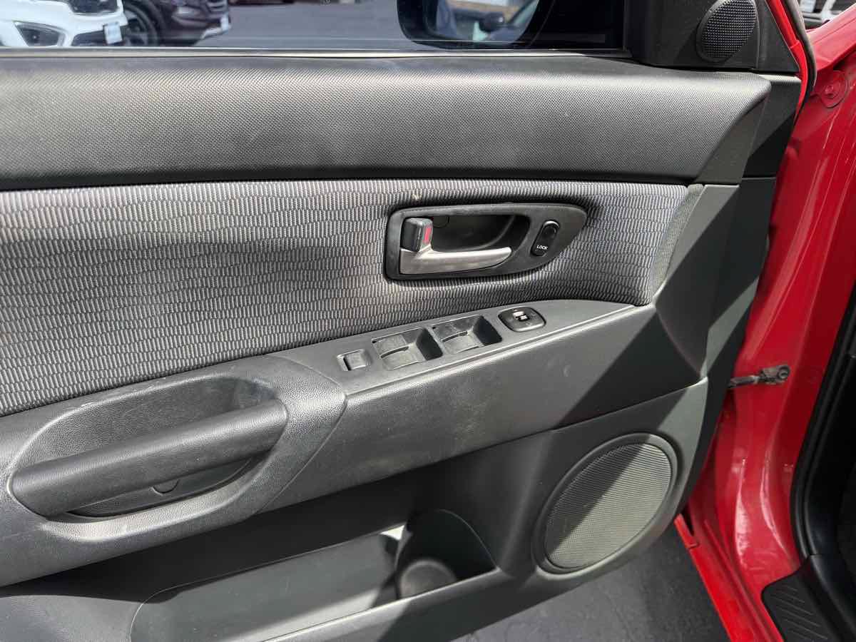 Used 2008 MAZDA MAZDA3 i Touring FWD image 15