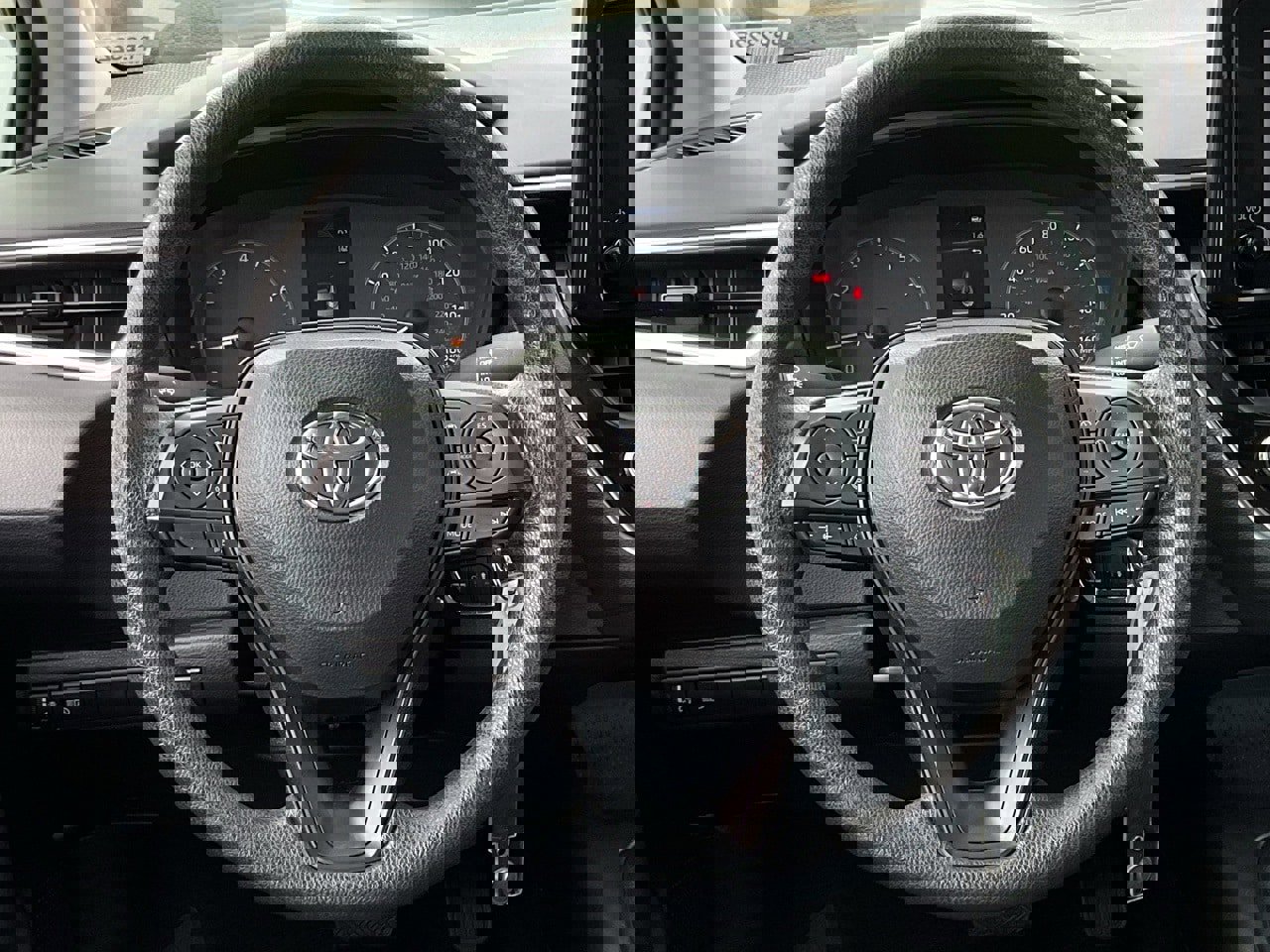 Used 2025 Toyota Corolla LE image 20