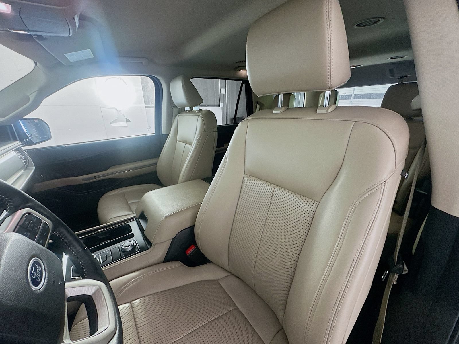 Used 2022 Ford Expedition XLT AWD/4WD image 21