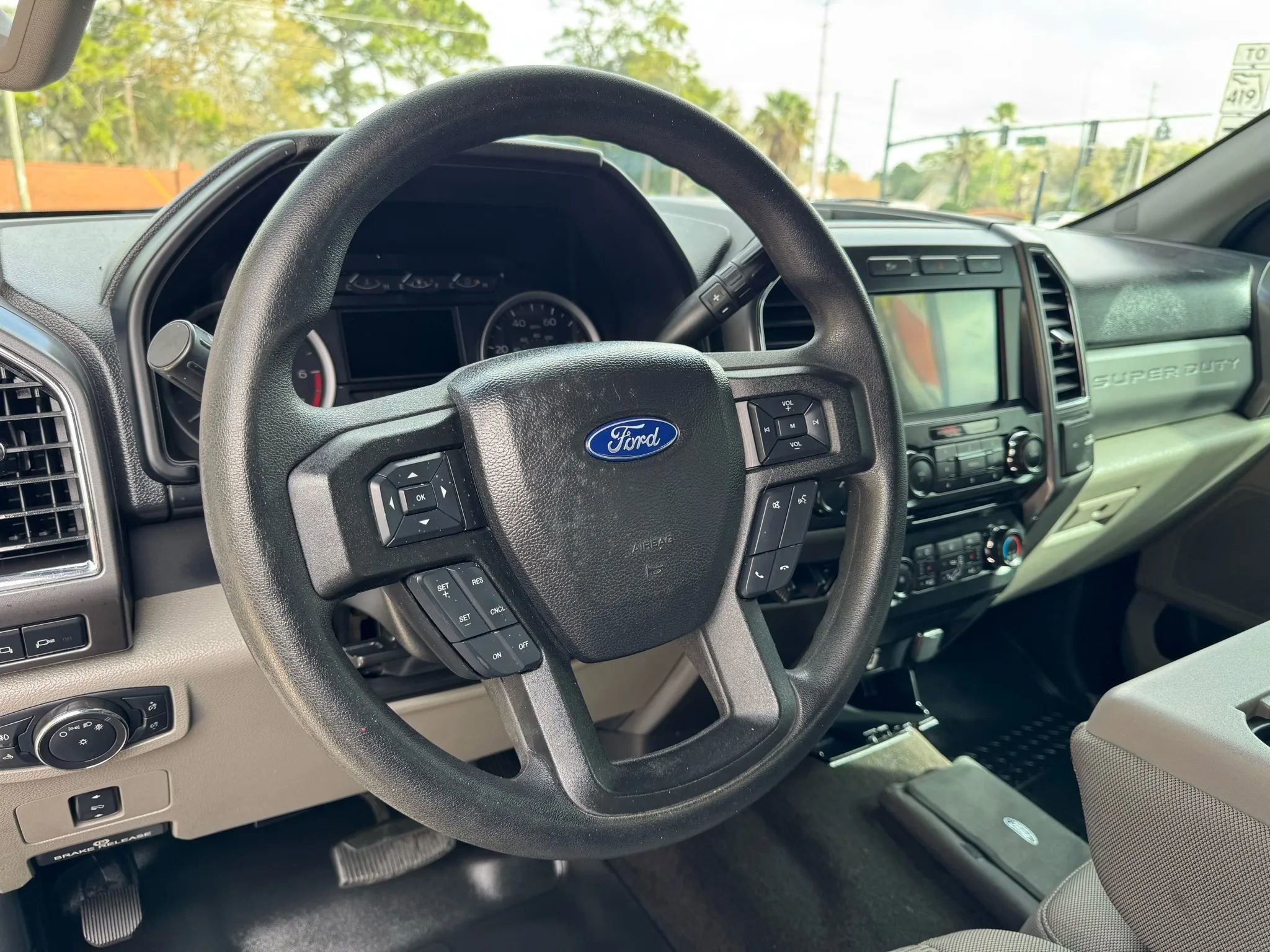 Used 2018 Ford F250 XLT w/ XLT Premium Package image 12