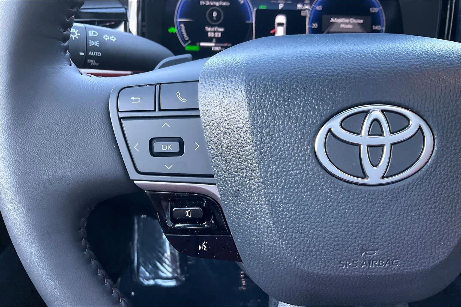 Used 2026 Toyota Camry XSE AWD/4WD image 23