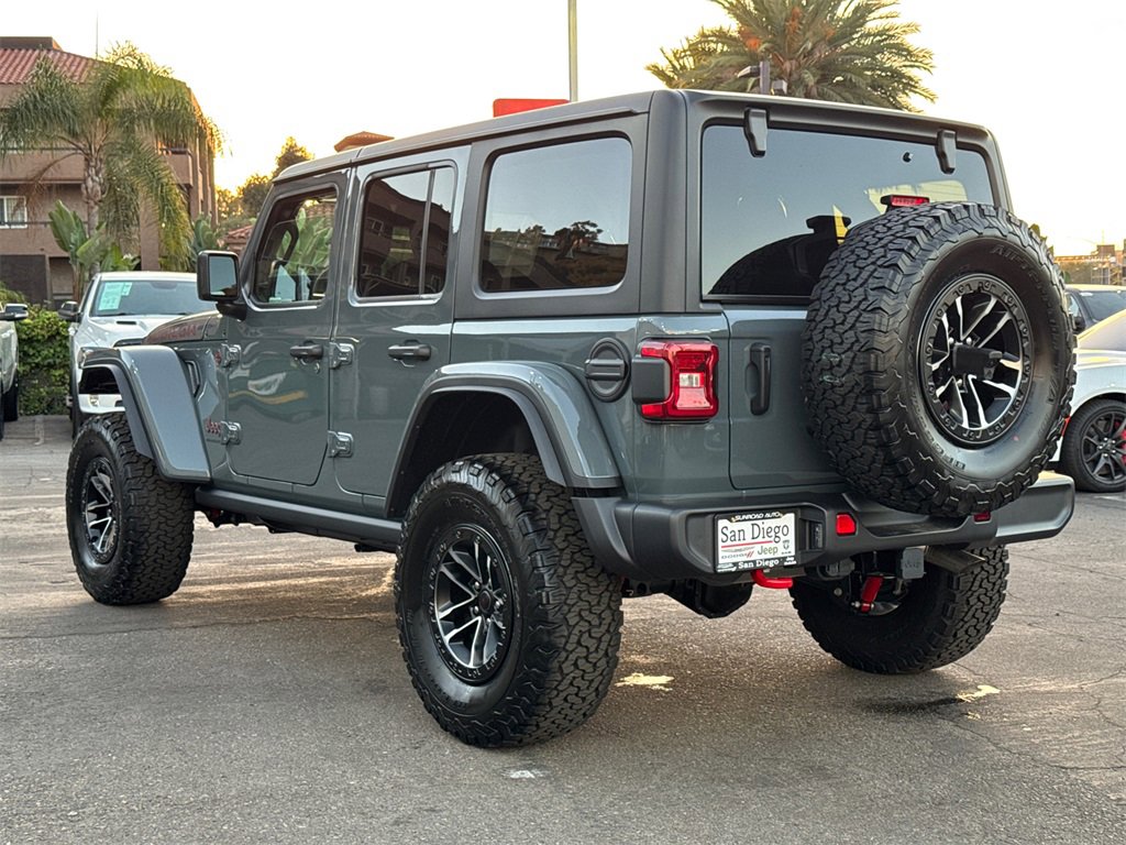 New 2025 Jeep Wrangler Unlimited Rubicon w/ XTREMEE 35" Tire Package image 11