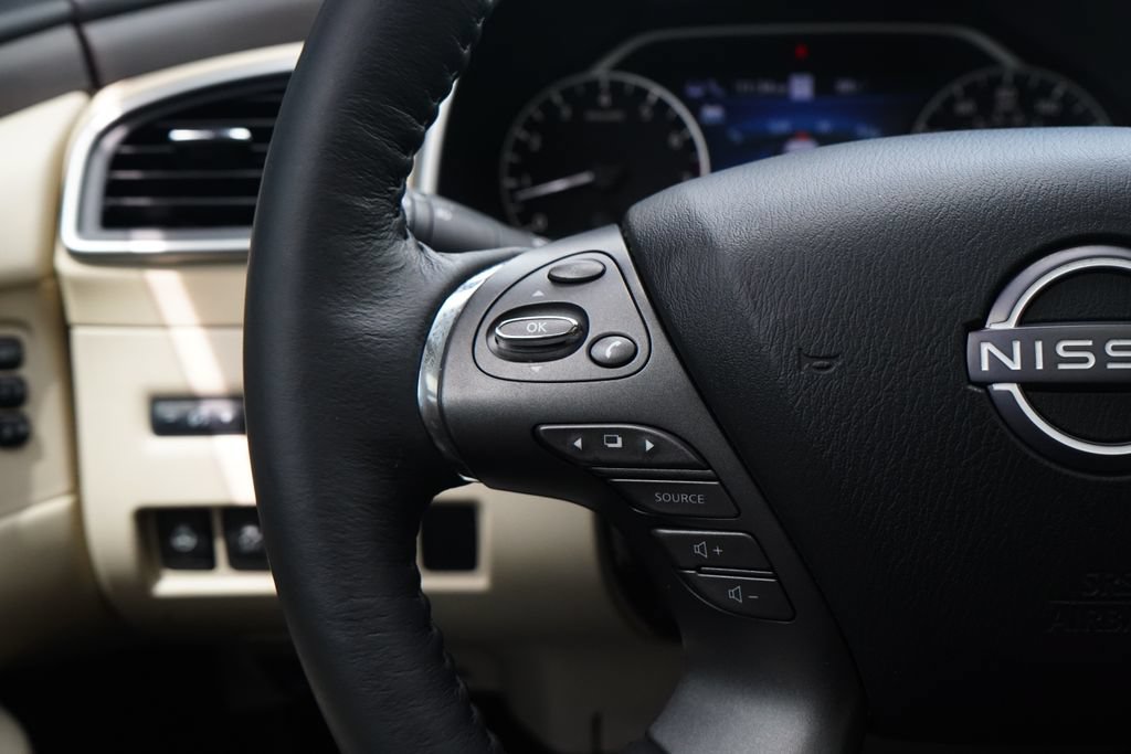Used 2023 Nissan Murano Platinum w/ Cargo Package FWD image 28