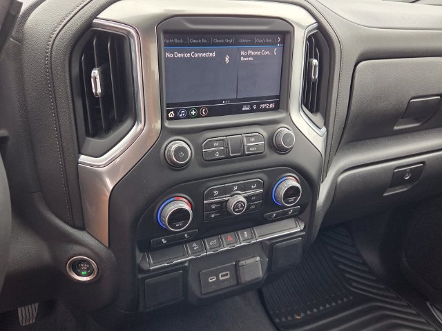 Used 2022 Chevrolet Silverado 1500 RST w/ LPO, Blackout Package AWD/4WD image 19