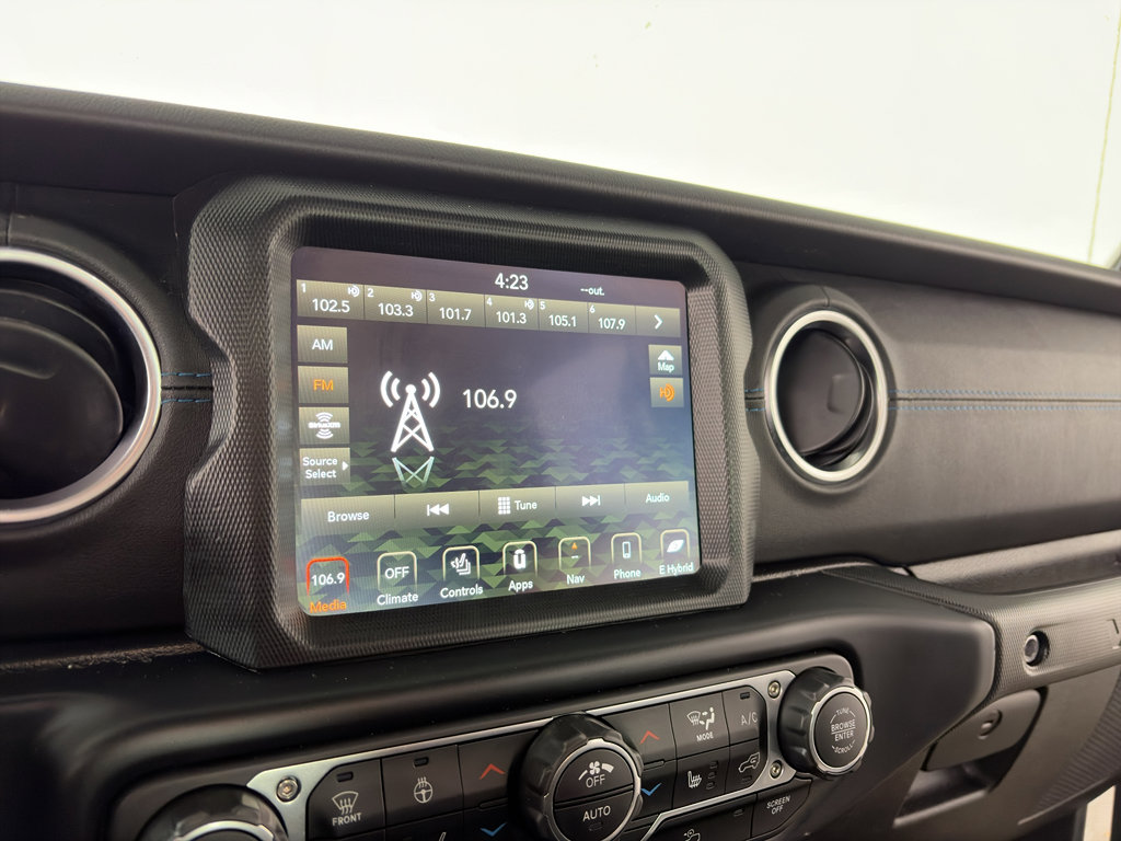 Used 2022 Jeep Wrangler Unlimited Rubicon 4xe w/ Dual Top Group image 24