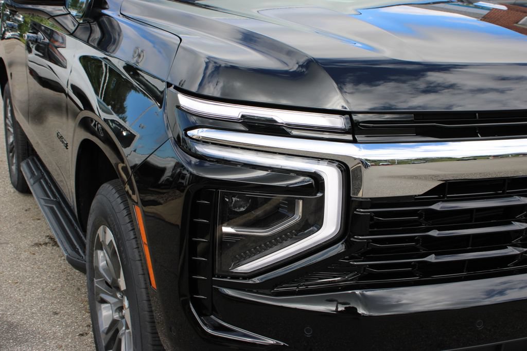New 2026 Chevrolet Tahoe LS w/ LPO, Dark Essentials Package AWD/4WD image 4