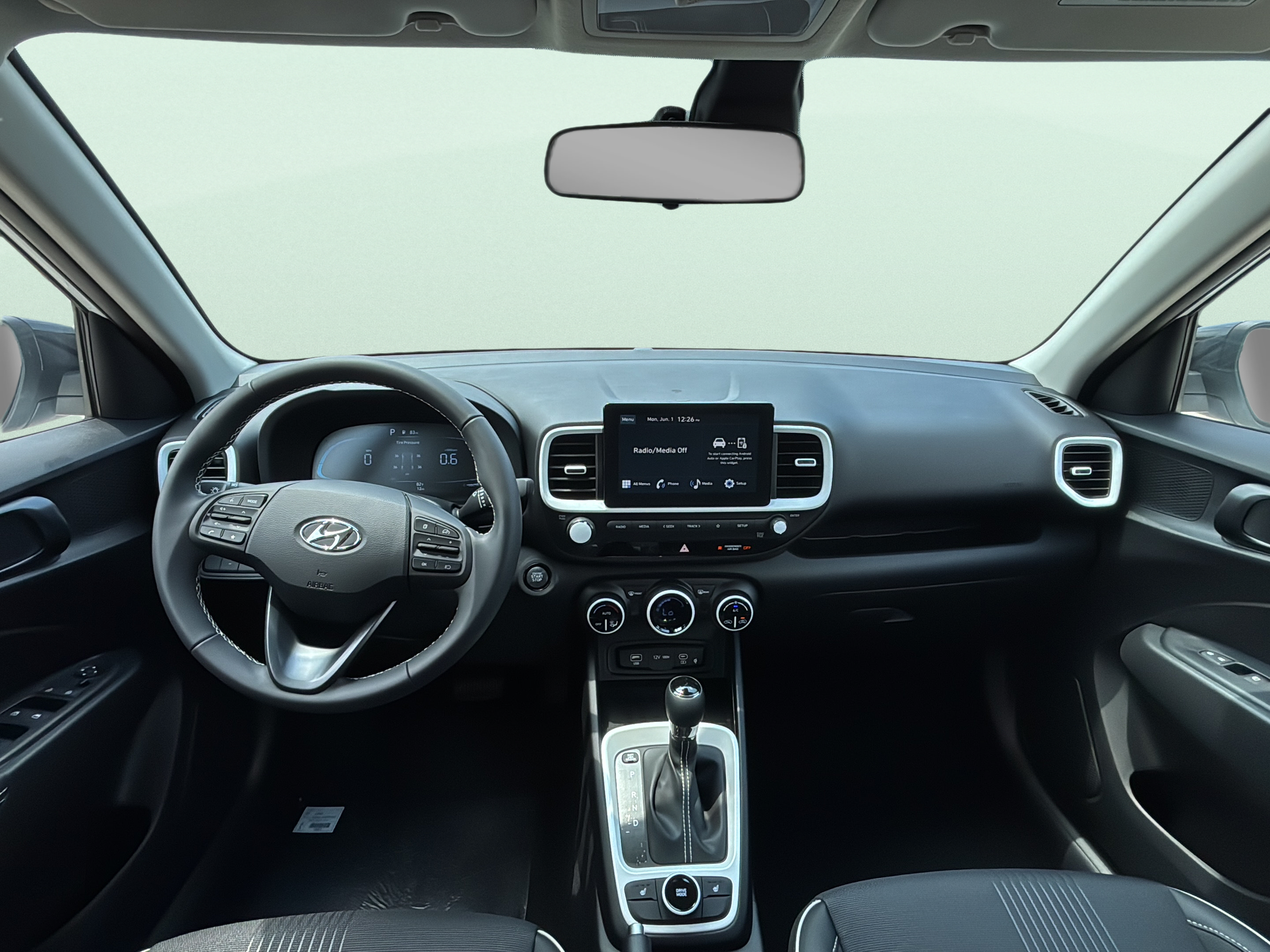 New 2026 Hyundai Venue SEL FWD image 9