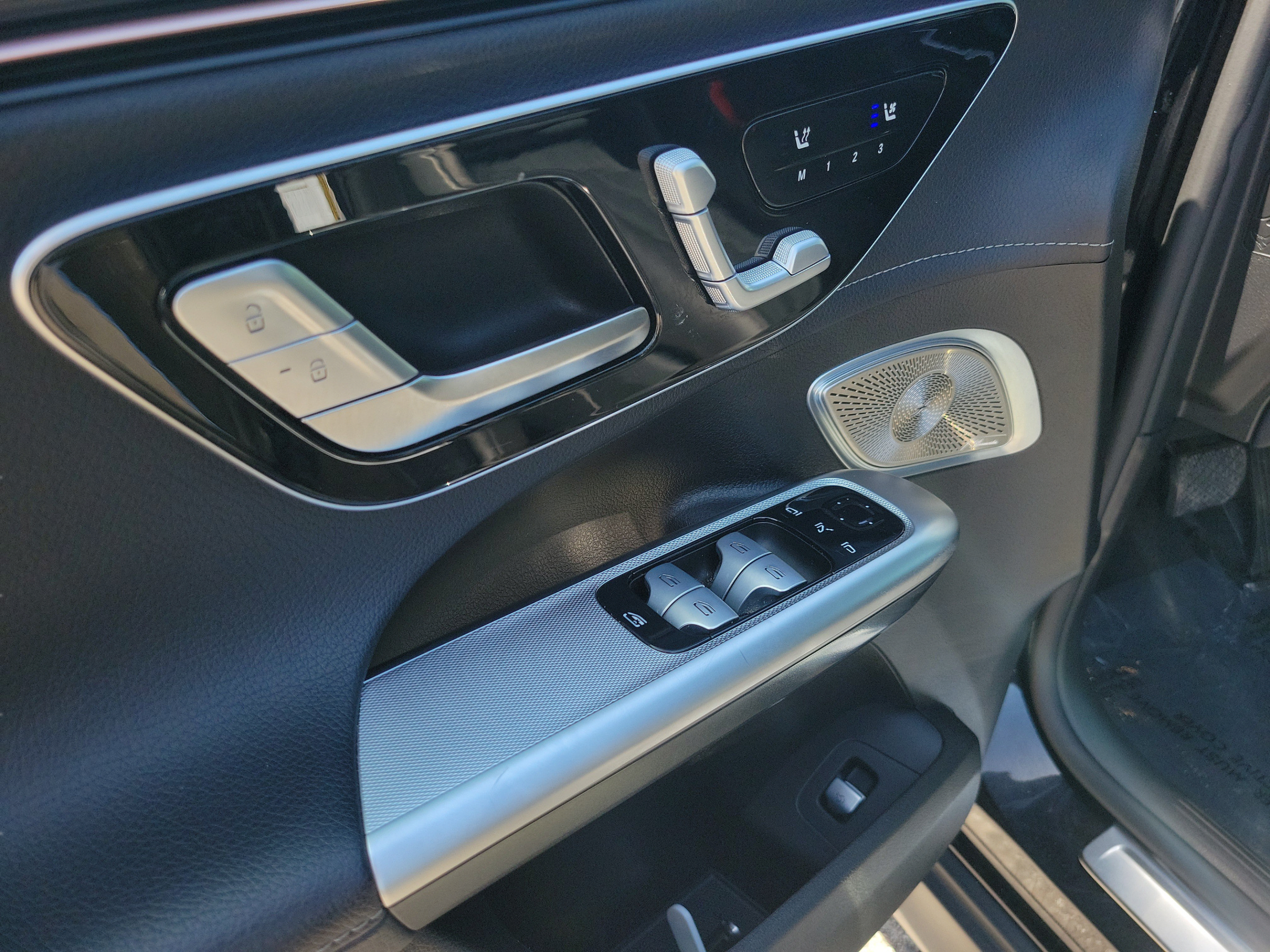 Certified 2023 Mercedes-Benz EQE 350+ SUV image 17