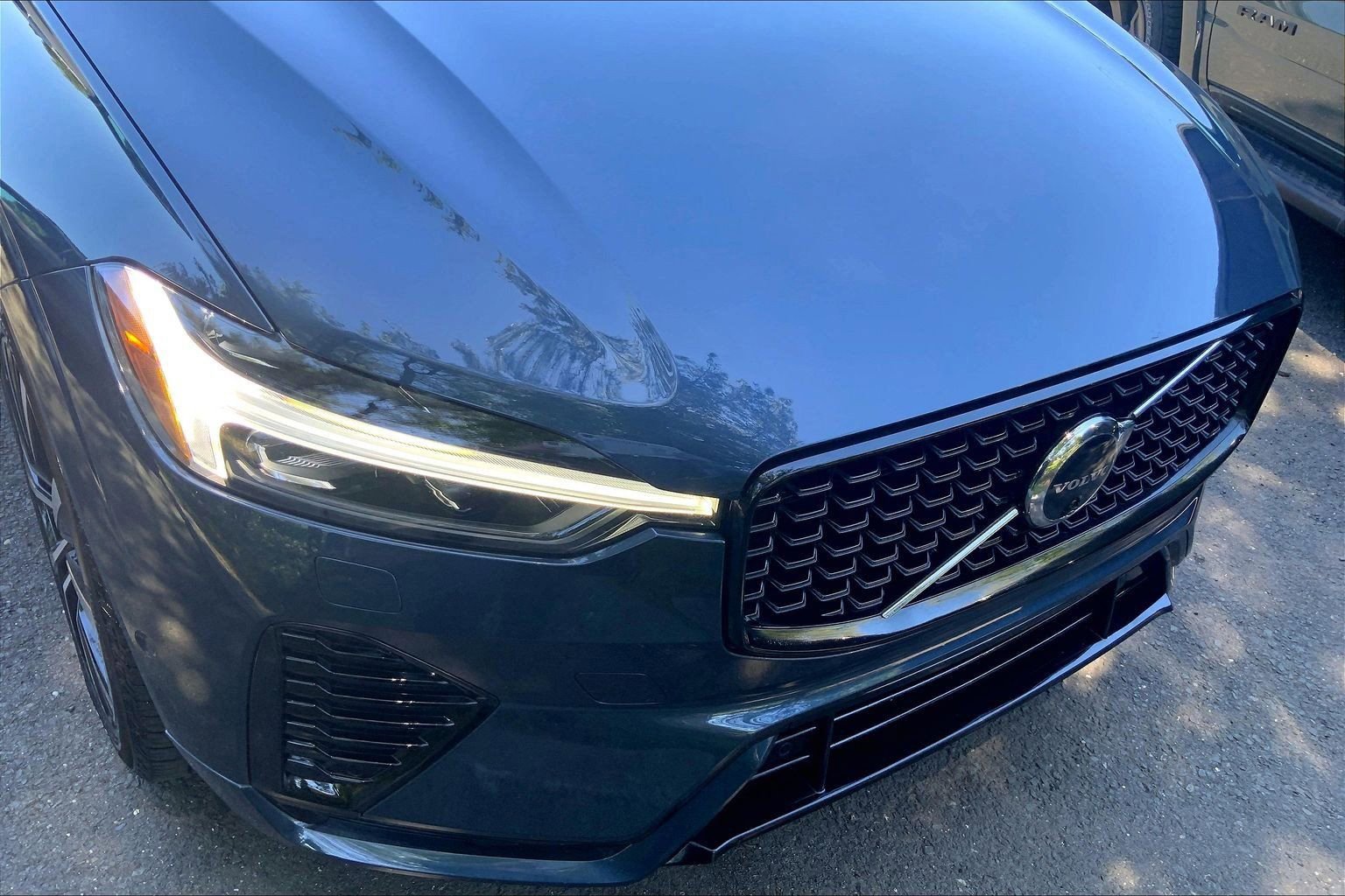 Used 2025 Volvo XC60 B5 Plus w/ Climate Package AWD/4WD image 26