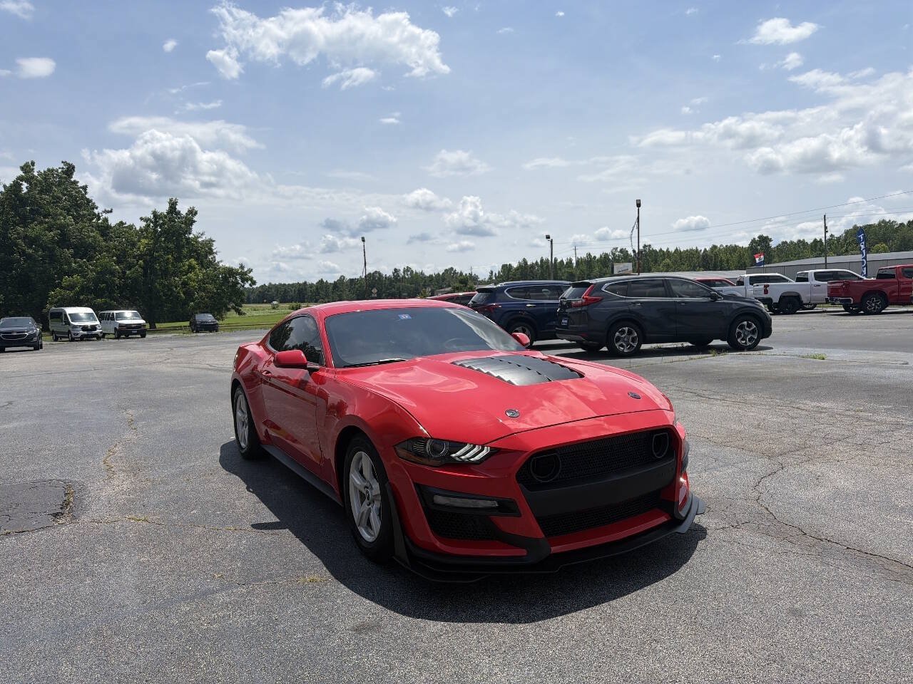 Used 2019 Ford Mustang Coupe RWD image 4