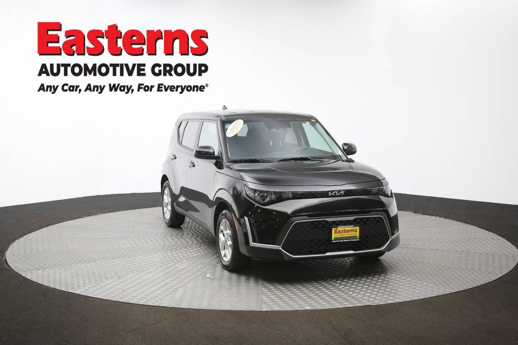 Used 2025 Kia Soul LX w/ LX Technology Package image 50