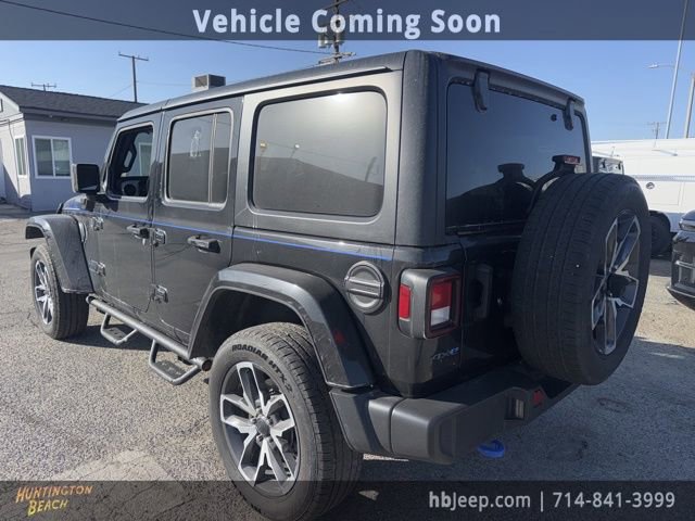 Used 2024 Jeep Wrangler Unlimited w/ Convenience Group image 7