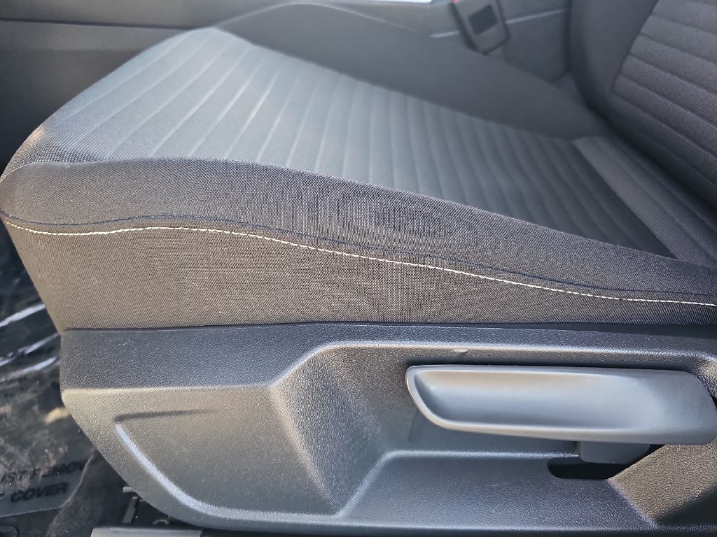 Used 2025 Volkswagen Jetta S FWD image 28