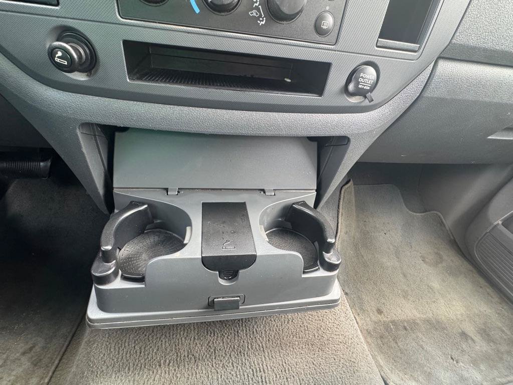 Used 2008 Dodge Ram 1500 Truck SLT RWD image 15
