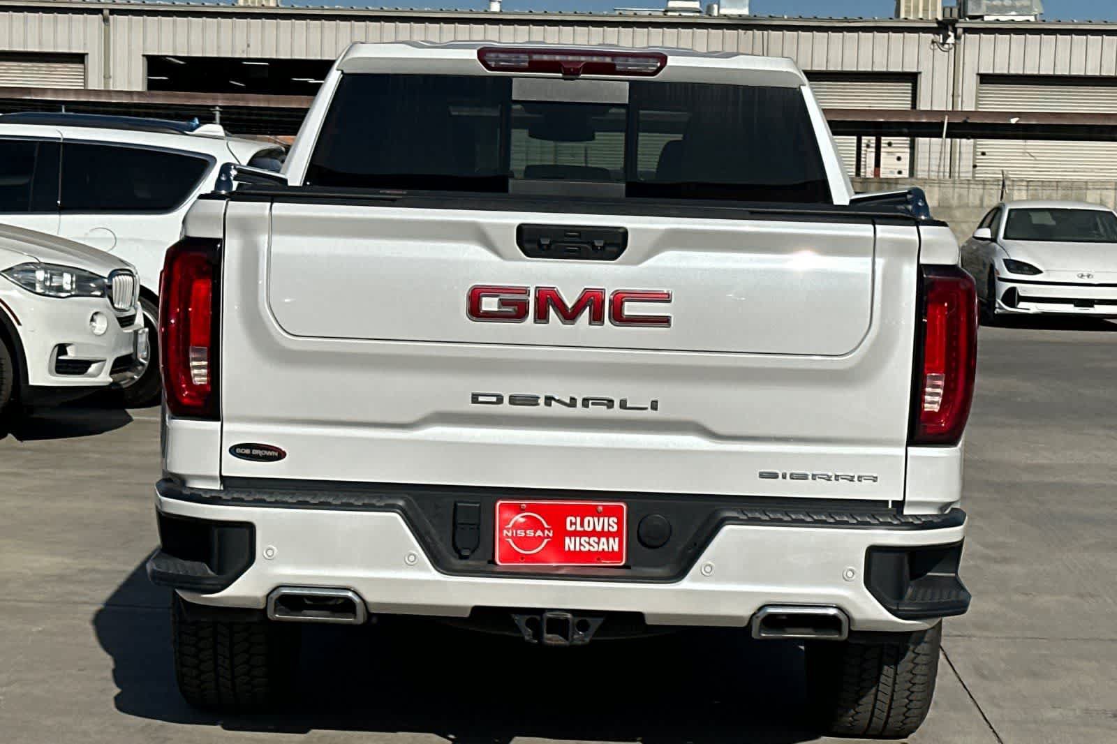 Used 2022 GMC Sierra 1500 Denali AWD/4WD image 8