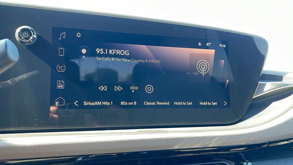 New 2025 Buick Envista Avenir image 18