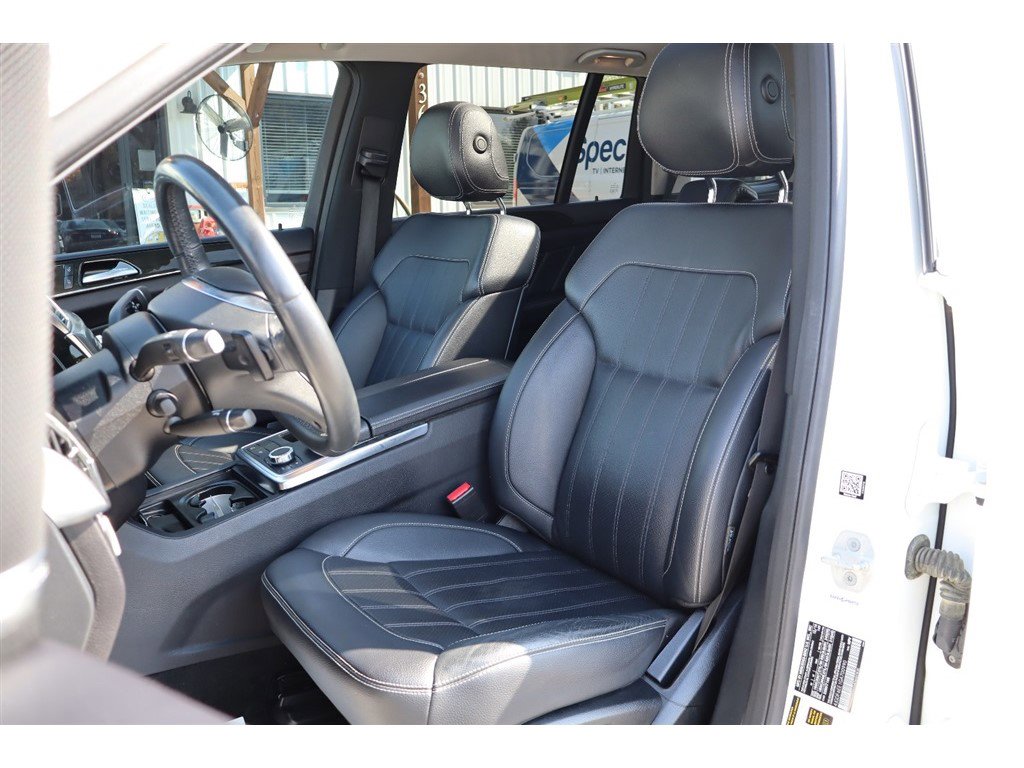 Used 2016 Mercedes-Benz GL 450 4MATIC image 11