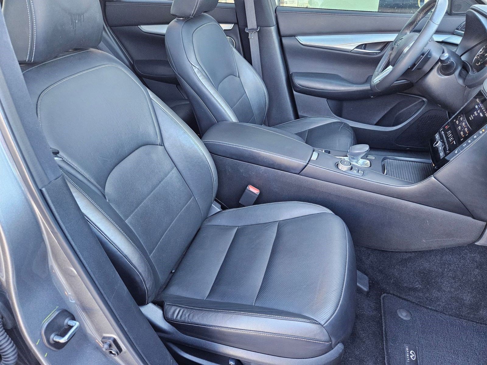 Used 2019 INFINITI QX50 Essential w/ Premium Heat Package image 25