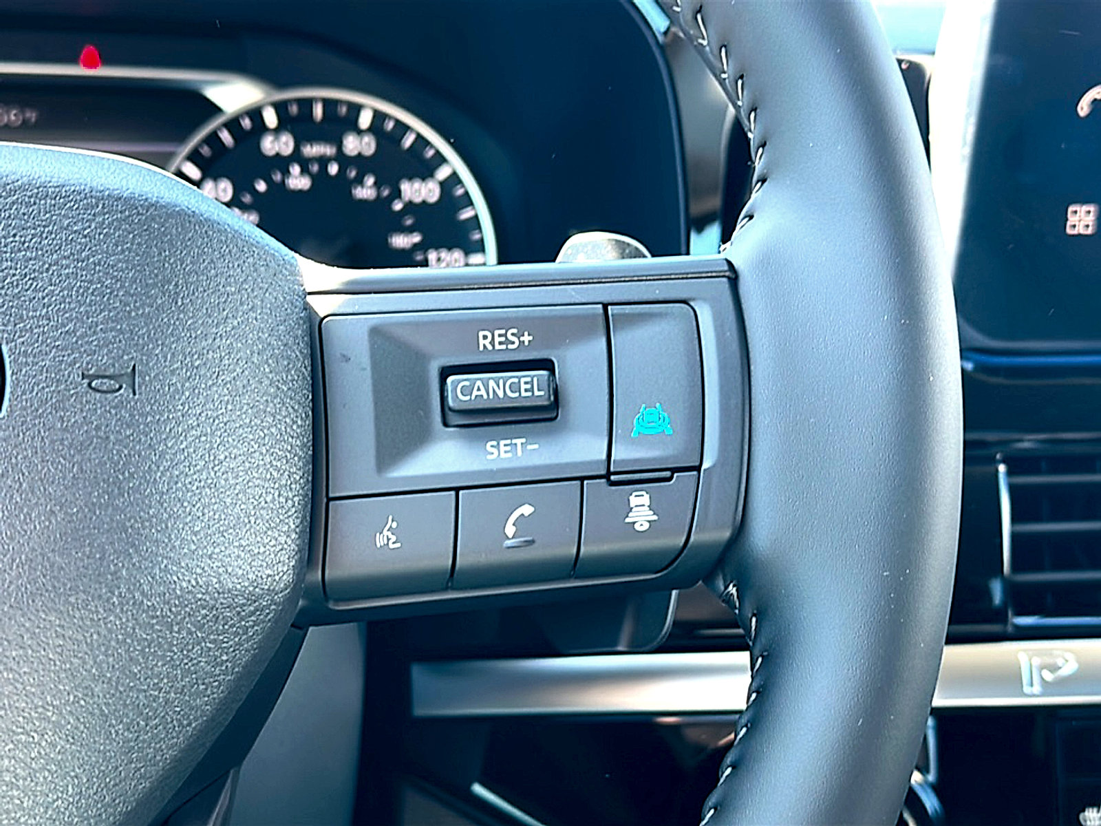 New 2026 Nissan Pathfinder SV image 19