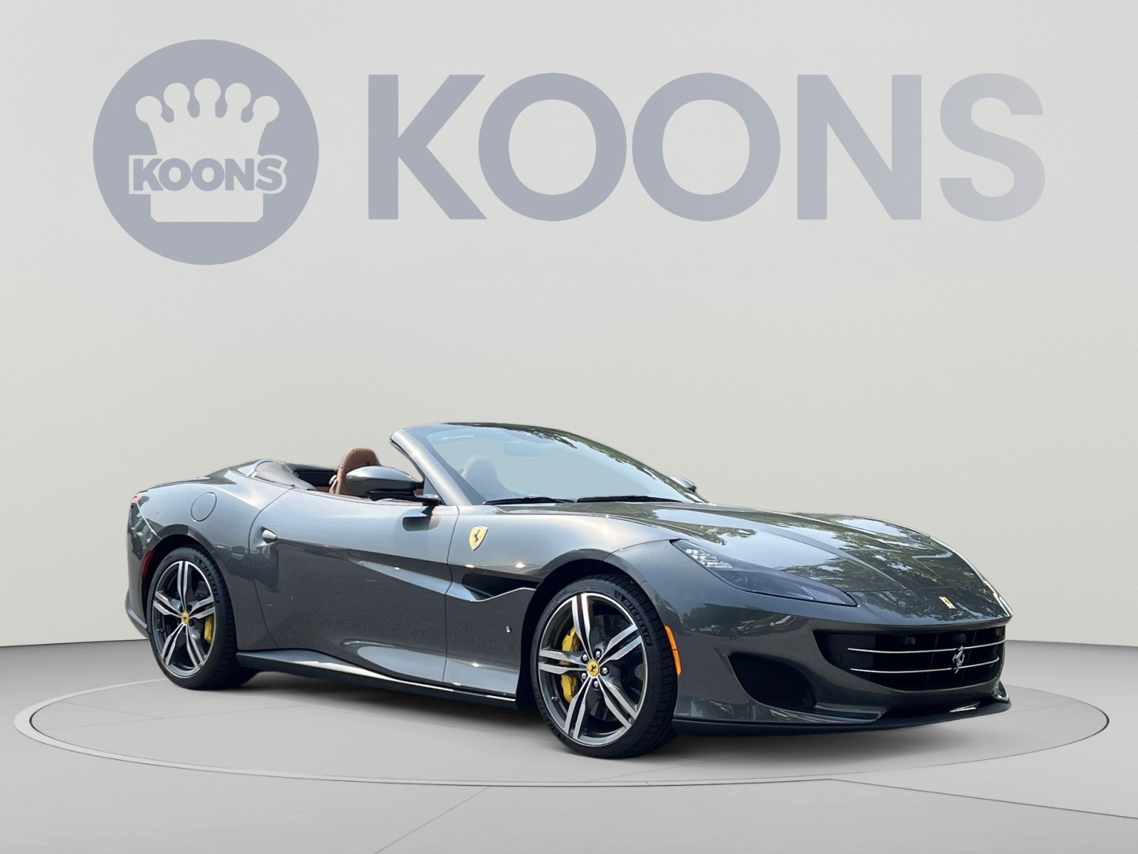 Used 2020 Ferrari Portofino RWD image 2