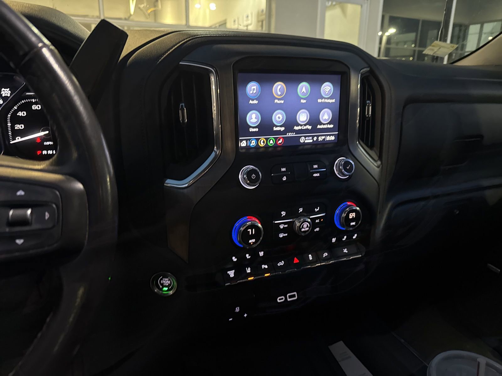 Used 2022 GMC Sierra 3500 Denali w/ Denali Ultimate Package image 16