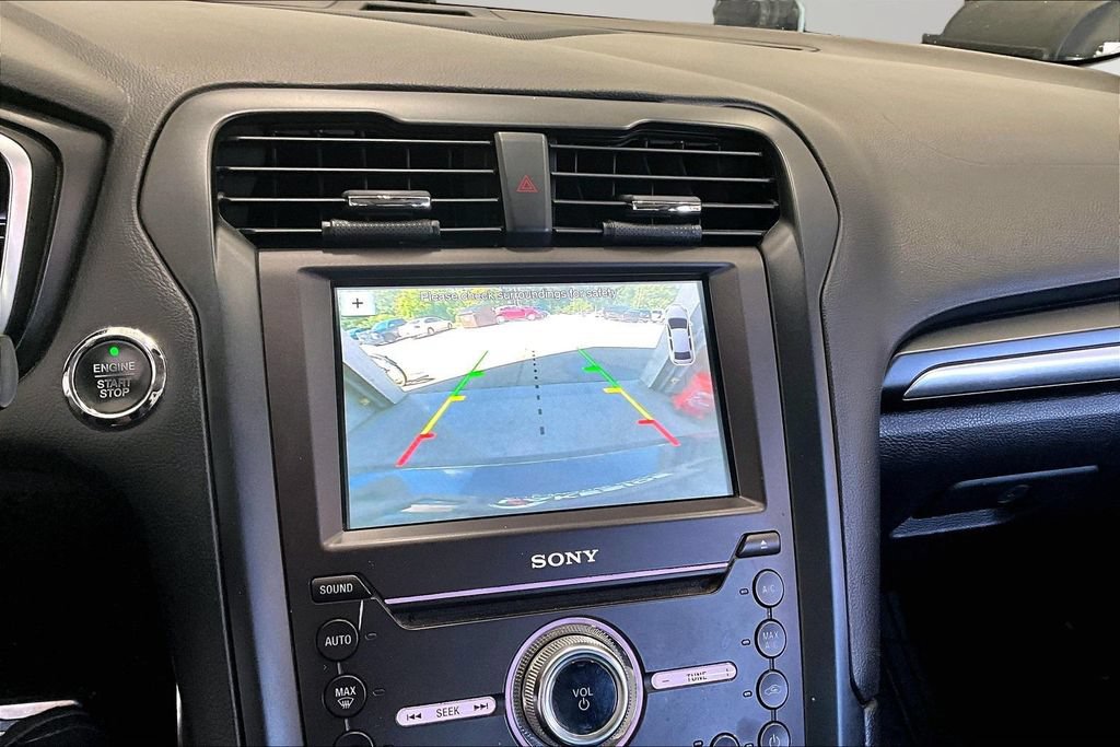 Used 2017 Ford Fusion Titanium FWD image 14