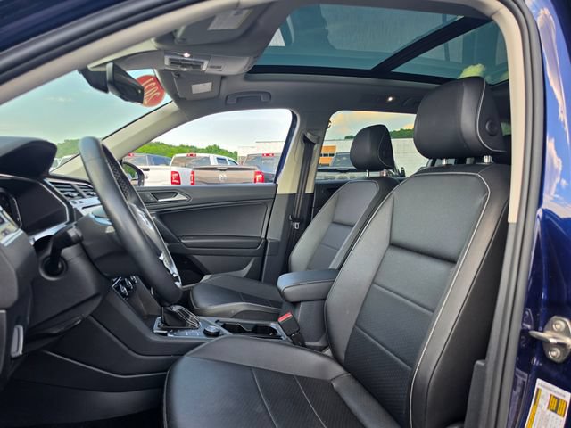 Used 2021 Volkswagen Tiguan SEL AWD/4WD image 15