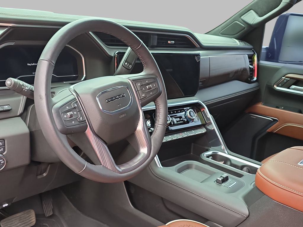Certified 2024 GMC Sierra 3500 Denali Ultimate AWD/4WD image 18