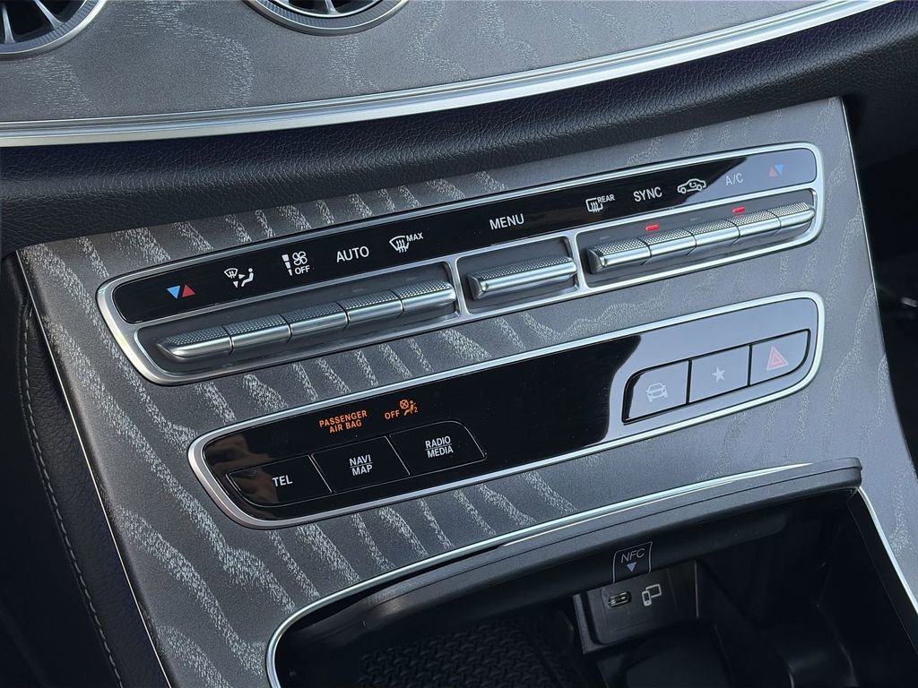 Used 2023 Mercedes-Benz E 450 4MATIC Cabriolet image 18