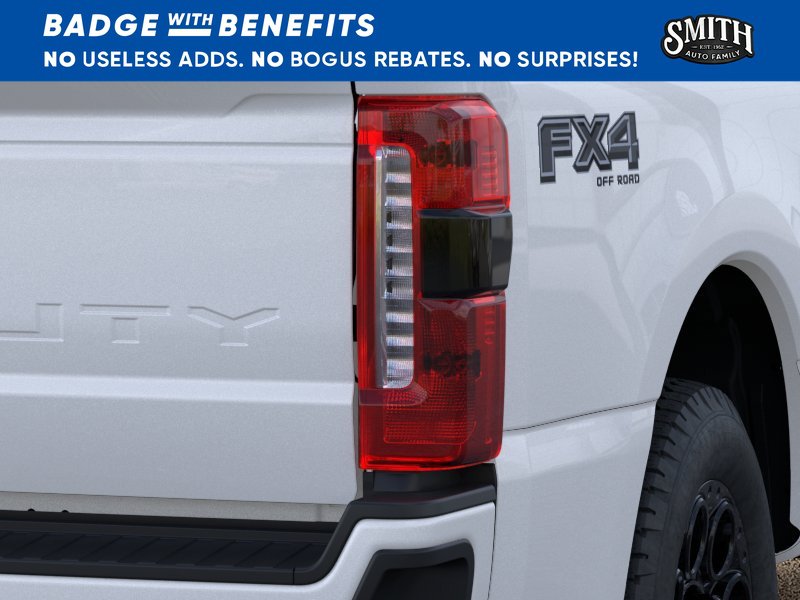 New 2026 Ford F250 Lariat w/ Black Appearance Package AWD/4WD image 22