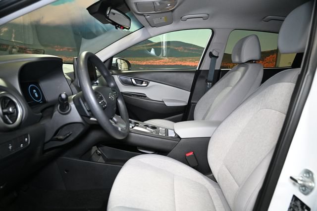 Used 2023 Hyundai Kona SE FWD image 23