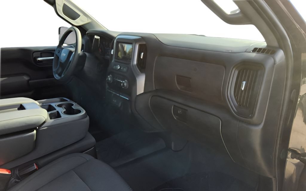 Used 2022 Chevrolet Silverado 1500 W/T w/ WT Value Package AWD/4WD image 30