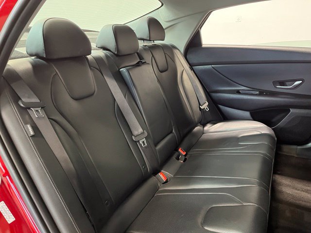 Used 2024 Hyundai Elantra Limited FWD image 13