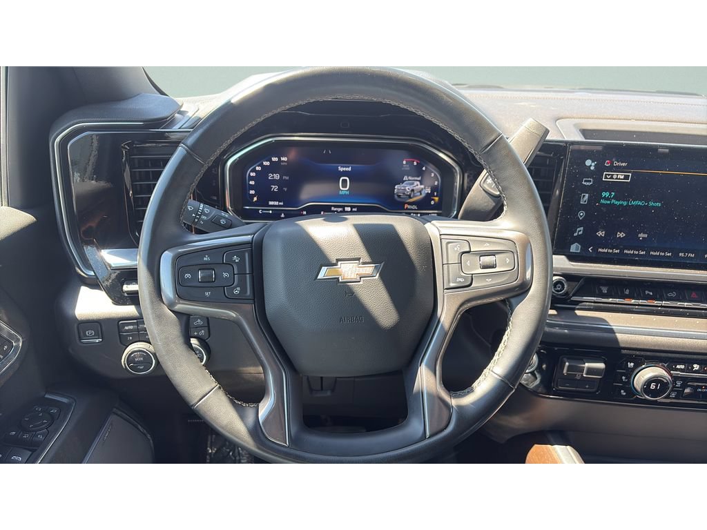 Used 2024 Chevrolet Silverado 3500 High Country w/ High Country Premium Package AWD/4WD image 8