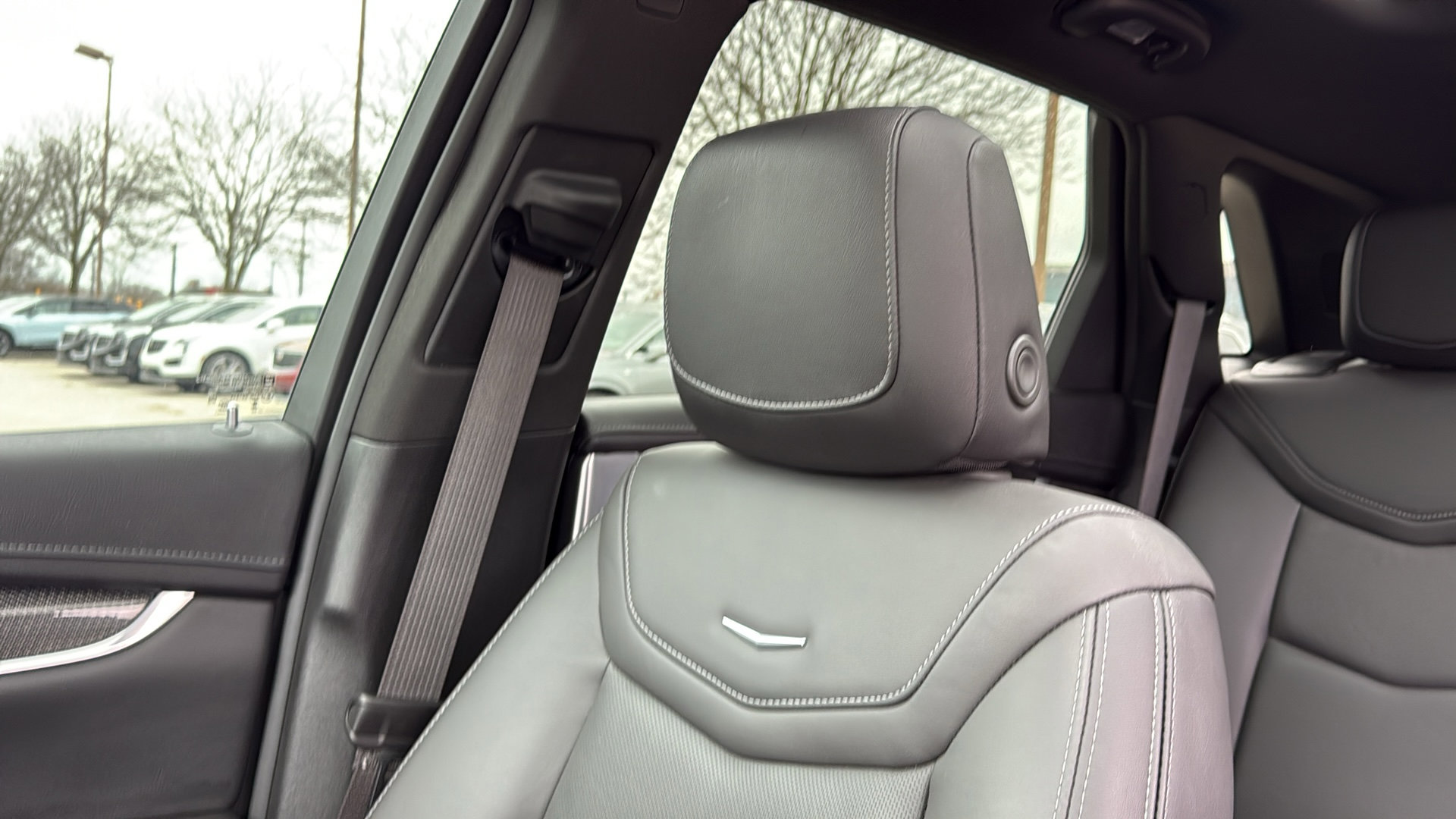 Certified 2024 Cadillac XT5 Sportv w/ Technology Package image 26