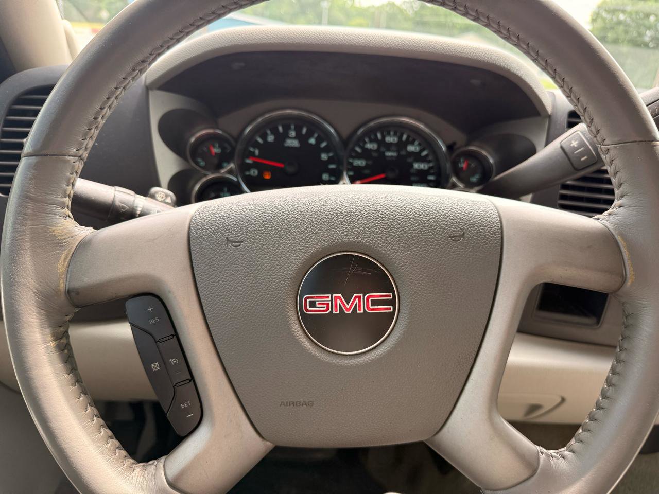 Used 2009 GMC Sierra 1500 SLE w/ Power Pack Plus RWD image 14