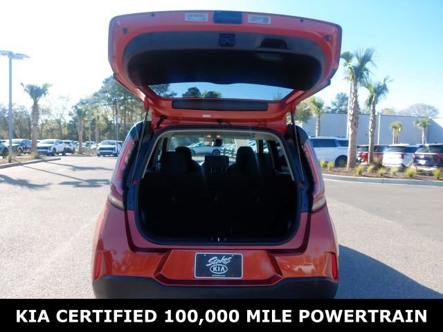 Certified 2023 Kia Soul LX FWD image 26