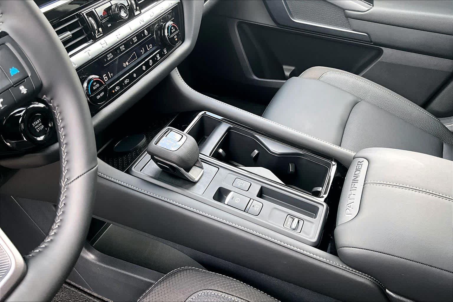 New 2026 Nissan Pathfinder SL FWD image 7