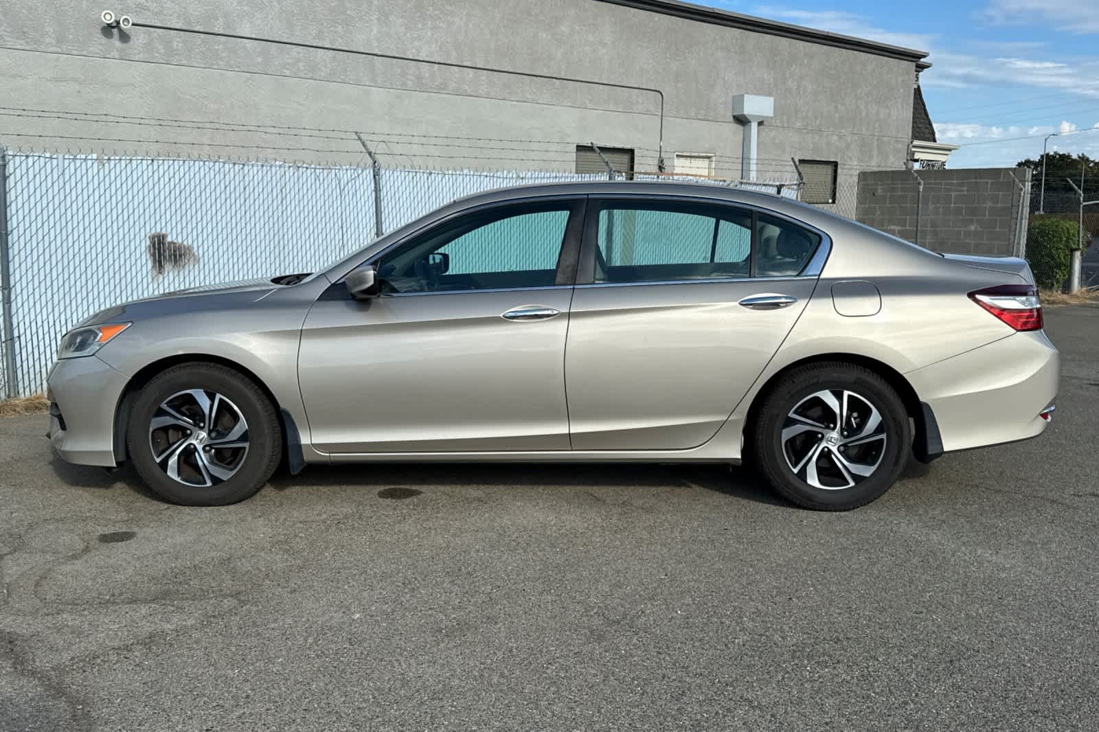 Used 2016 Honda Accord LX video 2