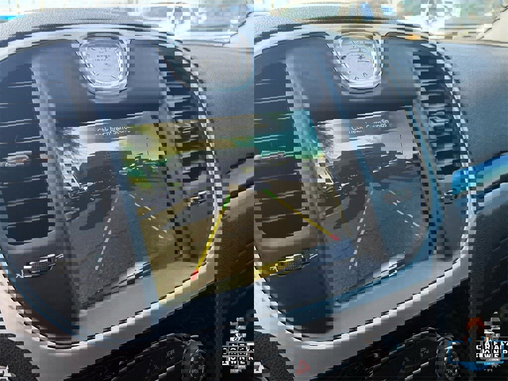 Certified 2023 Chrysler 300 Touring w/ Sport Appearance Package image 19