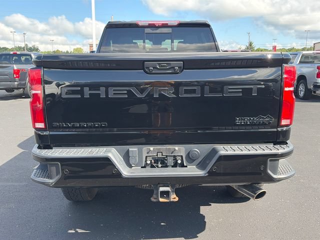 Used 2024 Chevrolet Silverado 2500 High Country w/ Technology Package AWD/4WD image 8