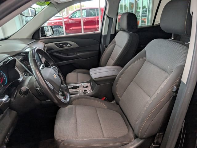 Certified 2020 Chevrolet Traverse LT w/ Driver Confidence II Package image 6