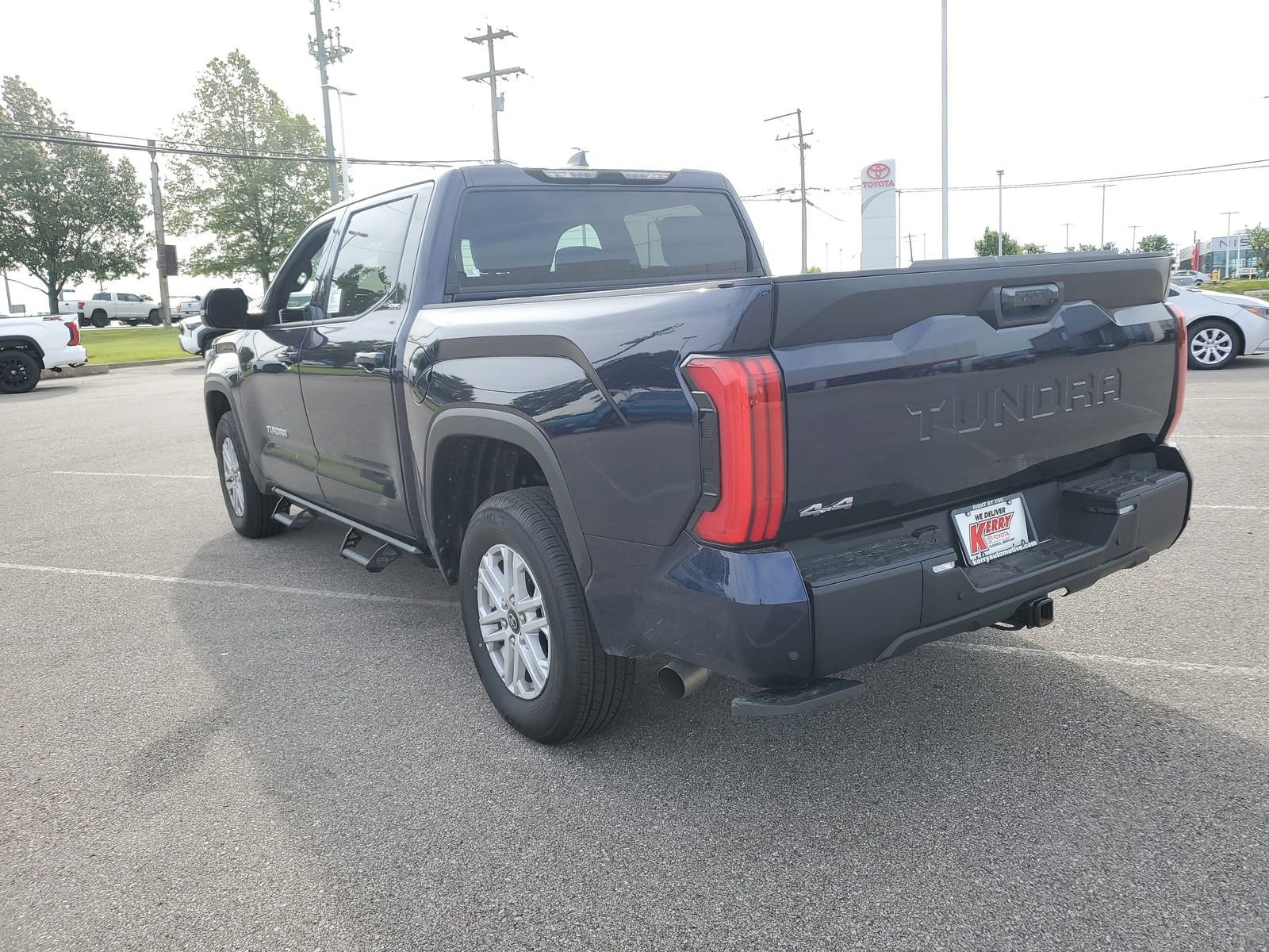 New 2026 Toyota Tundra SR5 AWD/4WD image 3