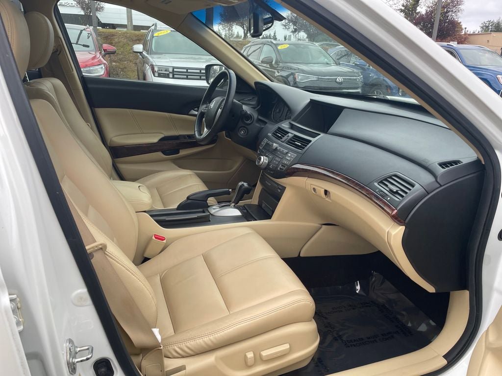 Used 2010 Honda Crosstour EX-L image 12